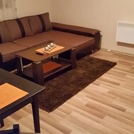 Apartament 45