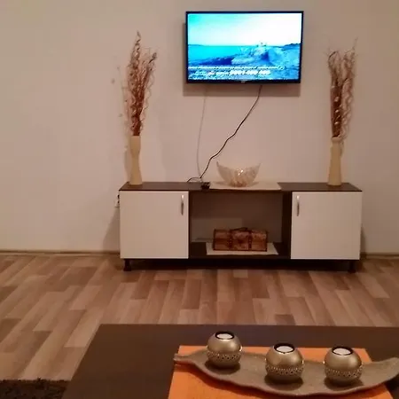 Apartament 45 *